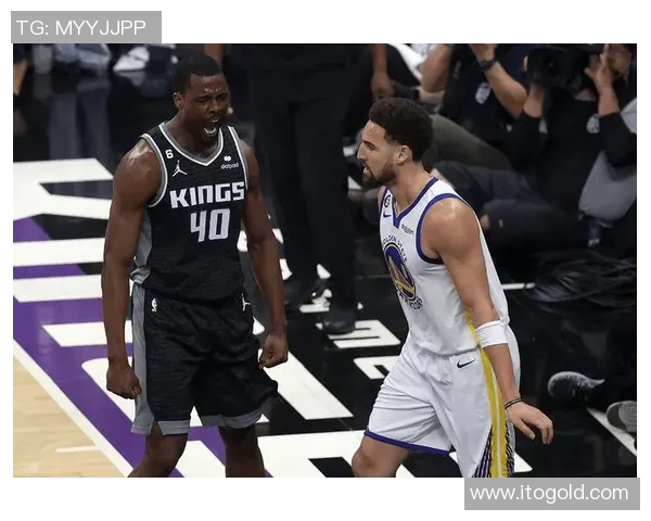 勇士与国王激战回顾:精彩瞬间与关键时刻全解析 勇士与国王激战回顾:精彩瞬间与关键时刻全解析