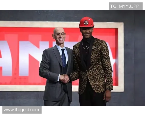 卡姆雷迪什的篮球之路:从新秀到明星的蜕变与挑战 卡姆雷迪什的篮球之路:从新秀到明星的蜕变与挑战