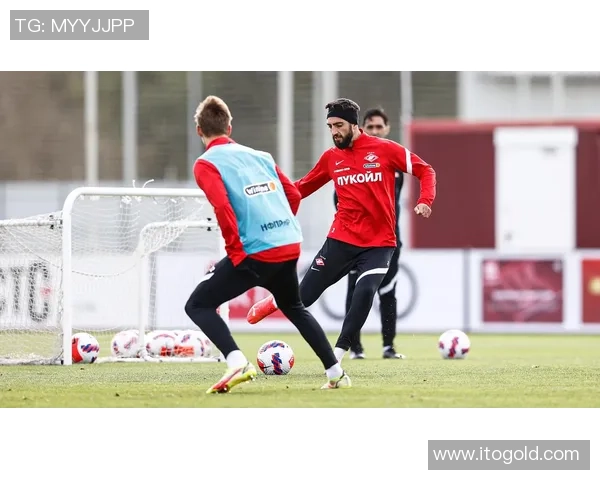 莫斯巴达与图恩的激烈对决揭示足球战术与团队合作的魅力